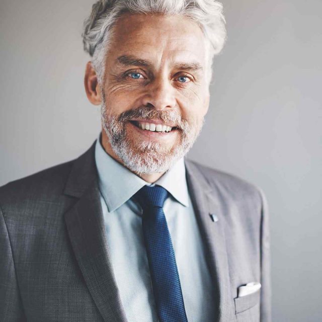 https://audosta.co.uk/wp-content/uploads/2021/06/img-team-01-640x640.jpg